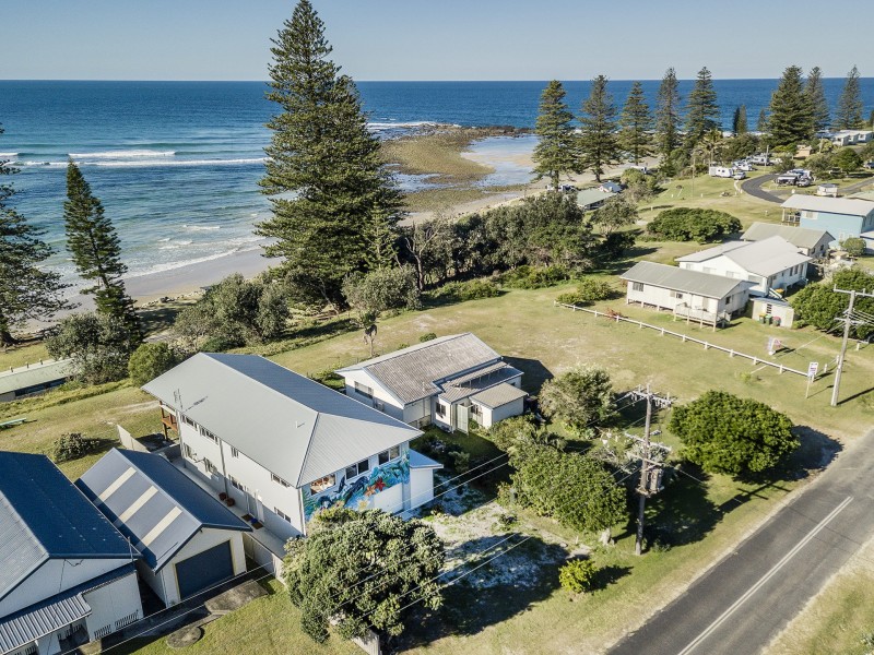 59 Ocean Rd, Brooms Head NSW 2463