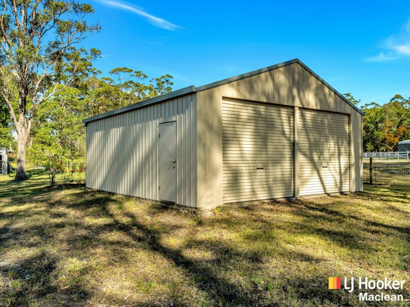 25 Whispering Pines Place, Gulmarrad NSW 2463