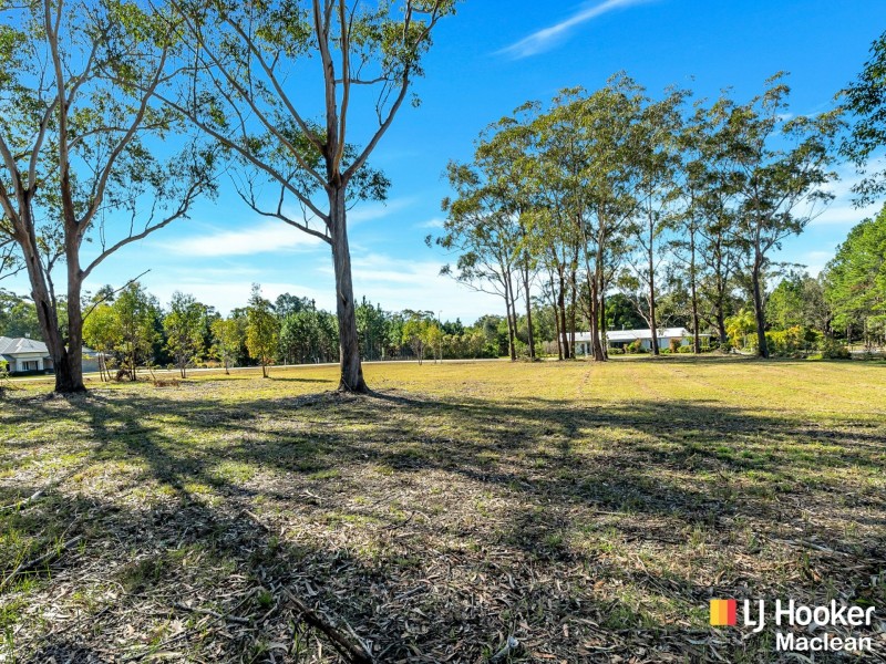 25 Whispering Pines Place, Gulmarrad NSW 2463