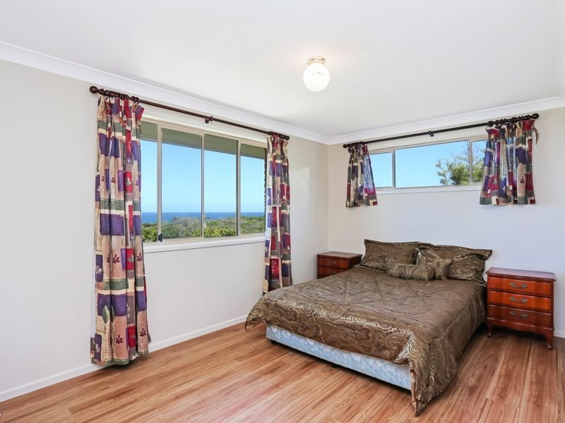 140 Ocean Road, Brooms Head NSW 2463