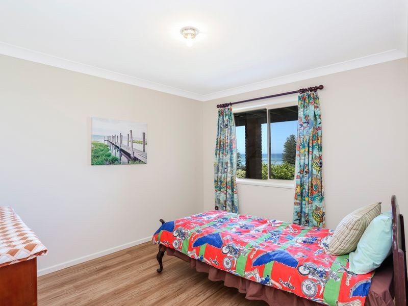 140 Ocean Road, Brooms Head NSW 2463