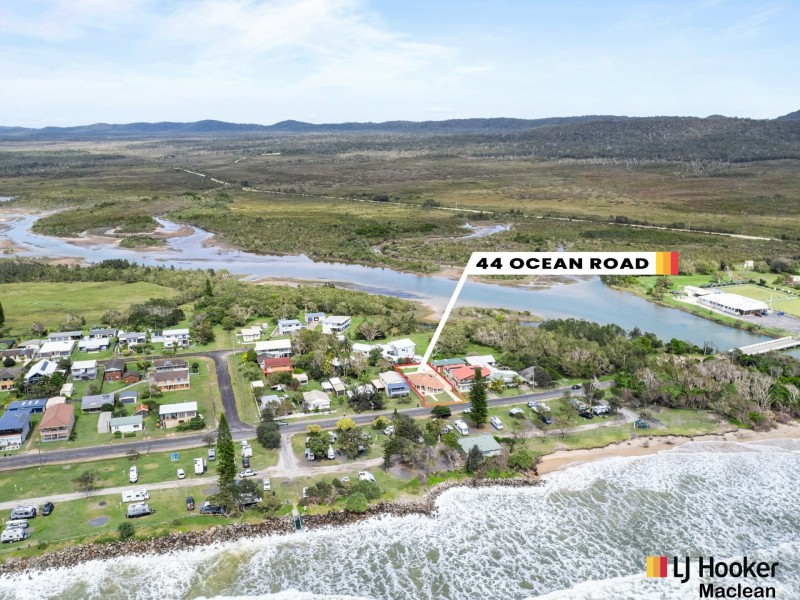 44 Ocean Road, Brooms Head NSW 2463