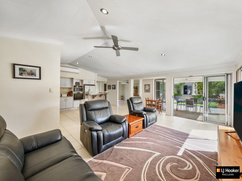 18 Albert Place, Gulmarrad NSW 2463