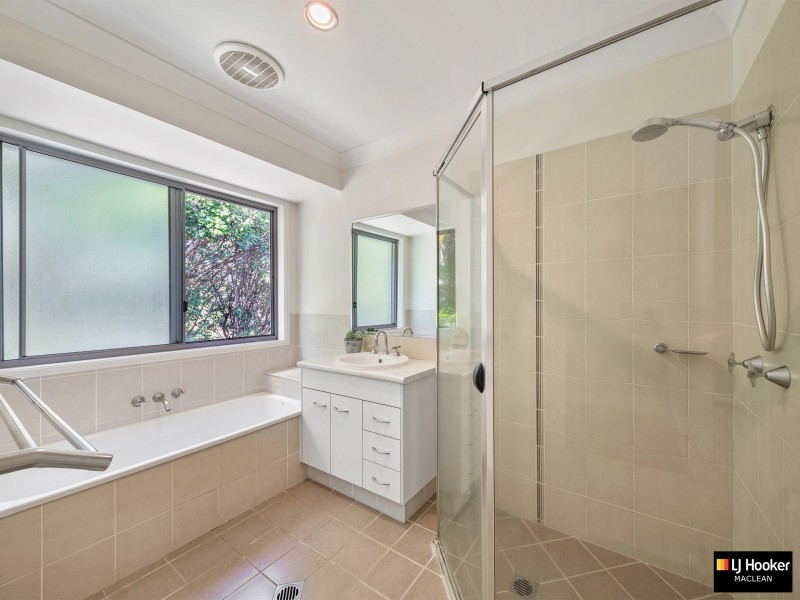 18 Albert Place, Gulmarrad NSW 2463