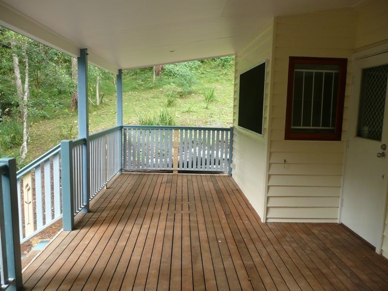 8 Hoschkes Lane, Maclean NSW 2463