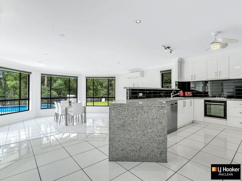 44 Ridgewood Drive, Woombah NSW 2469