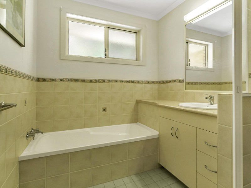 34 Taloumbi Street, Maclean NSW 2463