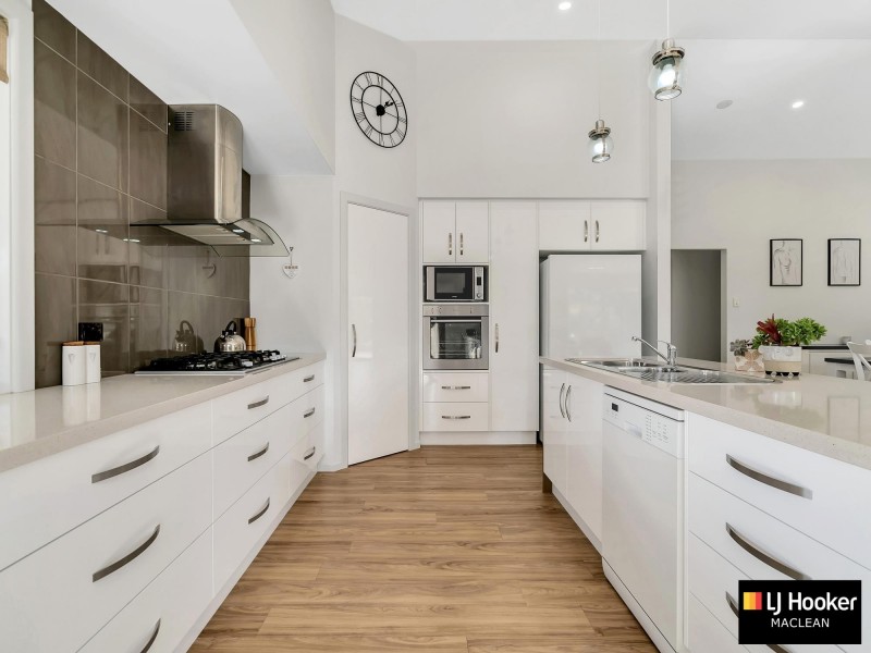 19 Australia Drive, Gulmarrad NSW 2463