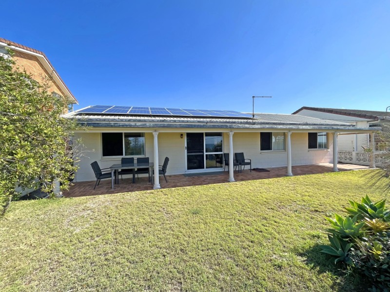 138 Ocean Road, Brooms Head NSW 2463