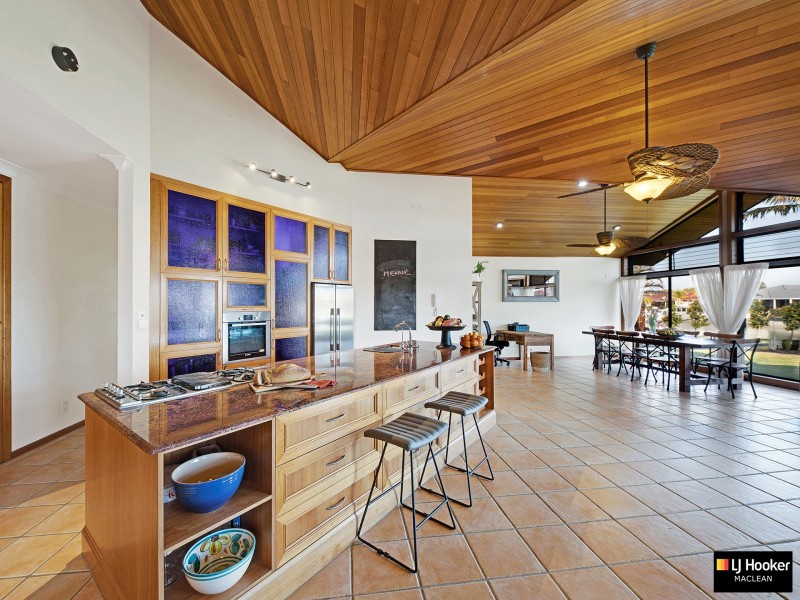 81 Witonga Drive, Yamba NSW 2464