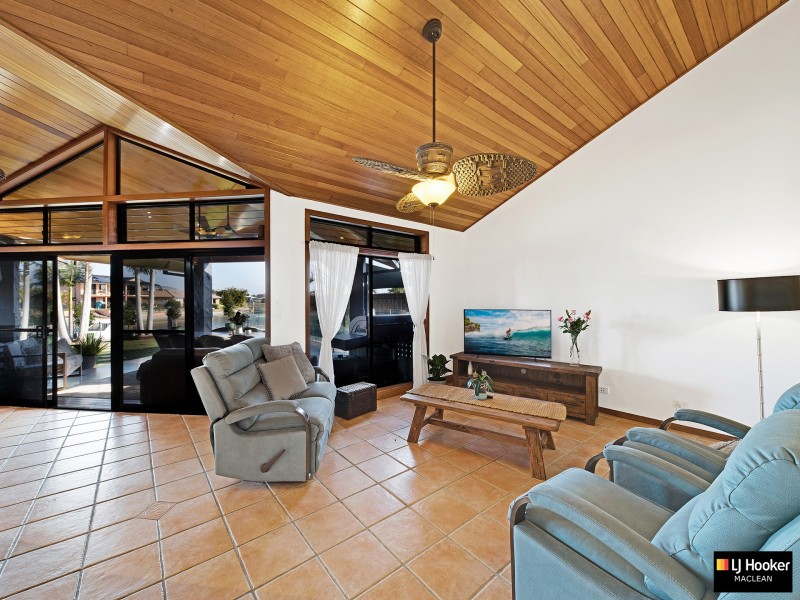 81 Witonga Drive, Yamba NSW 2464