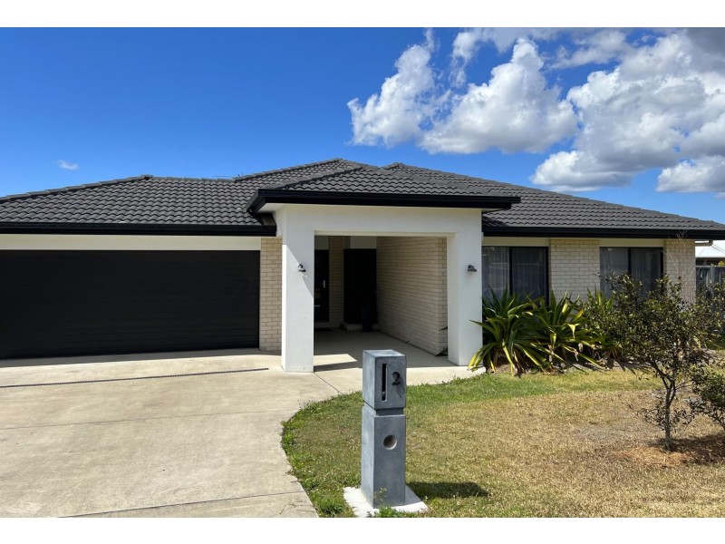 2 Aberdeen Place, Townsend NSW 2463