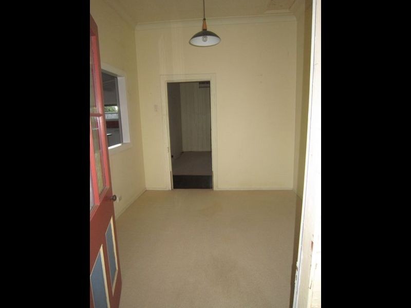 10 Gordon Street, Palmers Island NSW 2463