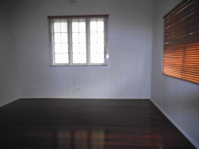 25 Roderick Street, Maclean NSW 2463