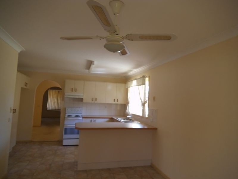 1/6 Emerald Place, Townsend NSW 2463