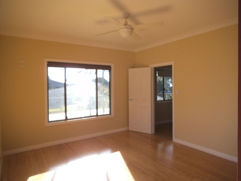 4 Carrington Street, Palmers Island NSW 2463