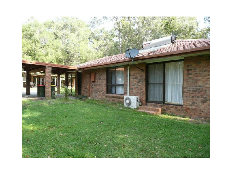 2/4 Forest Way, Woombah NSW 2469