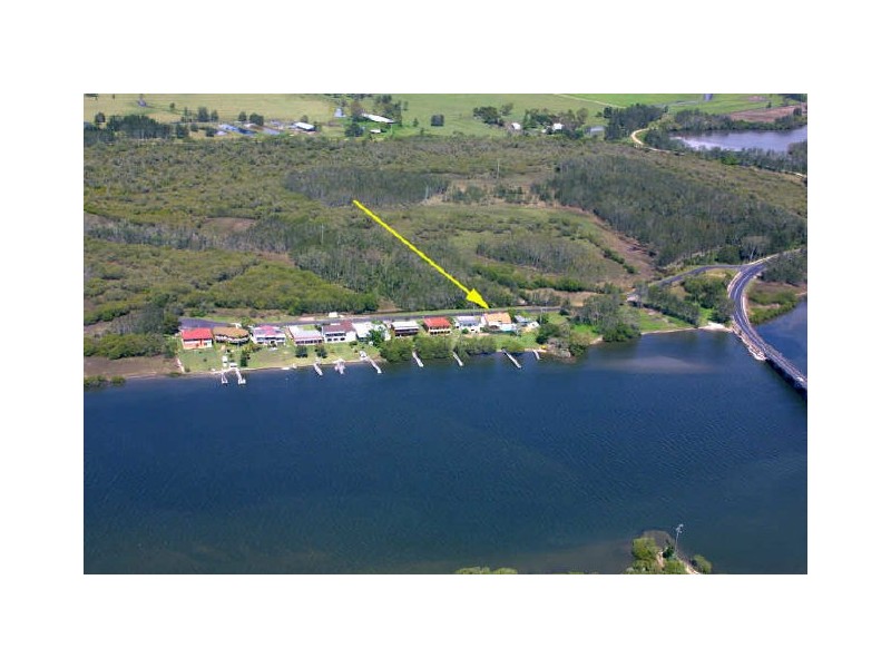 11 Oyster Channel, Yamba NSW 2464