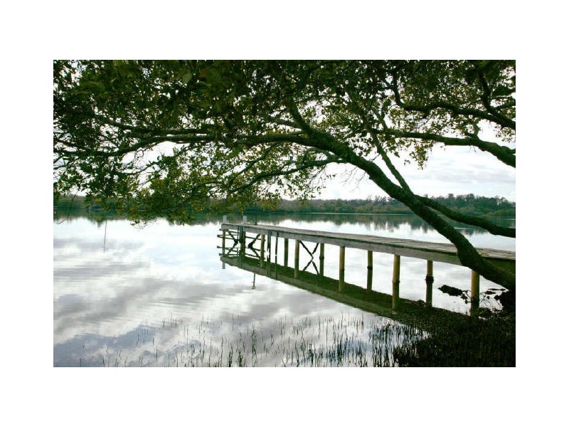 11 Oyster Channel, Yamba NSW 2464