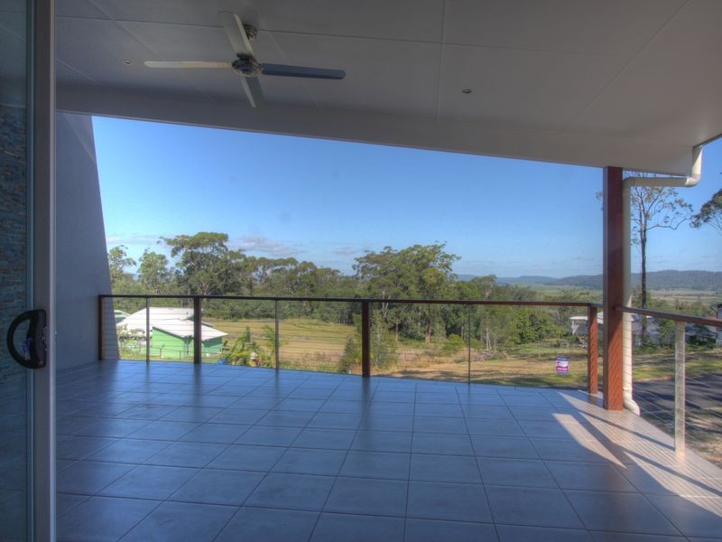 1/4 The Glen, Maclean NSW 2463