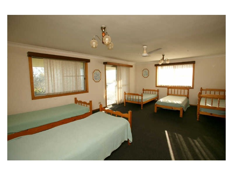 21 Poinsettia Crescent, Brooms Head NSW 2463