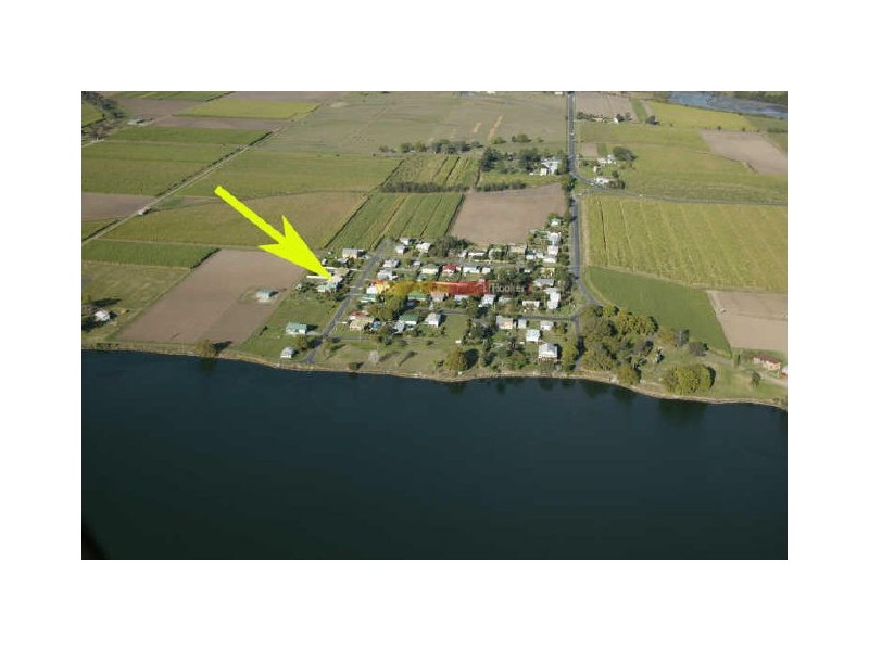 7 A Gordon Street, Palmers Island NSW 2463