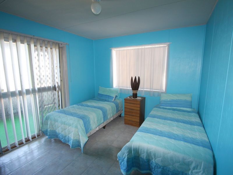 10 Honeysuckle Street, Brooms Head NSW 2463