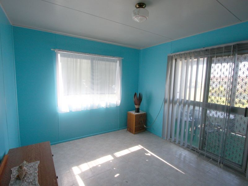 10 Honeysuckle Street, Brooms Head NSW 2463