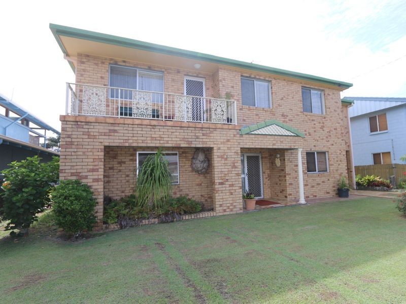 13 Honeysuckle Street, Brooms Head NSW 2463