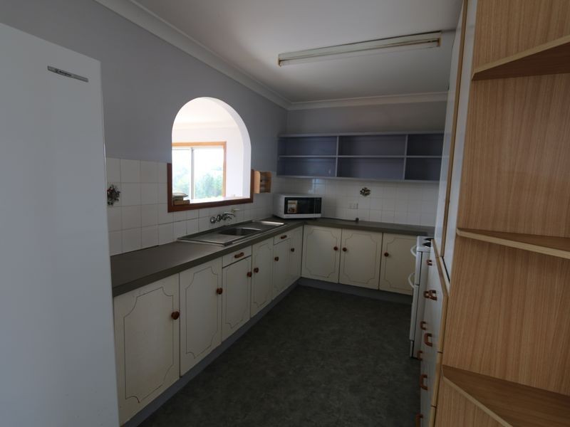 13 Honeysuckle Street, Brooms Head NSW 2463