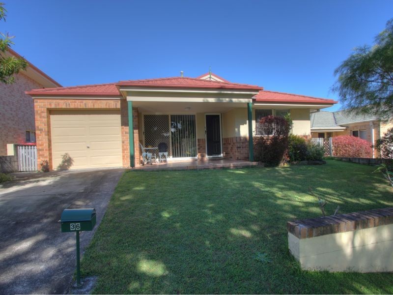 36 Taloumbi Street, Maclean NSW 2463