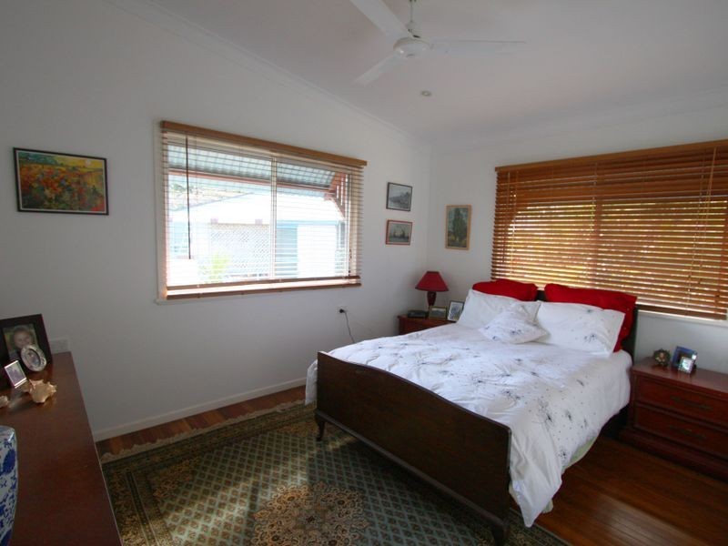 2a Cameron Street, Maclean NSW 2463