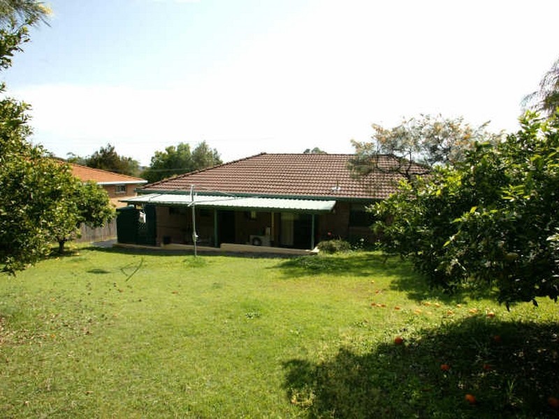 33 Roderick Street, Maclean NSW 2463