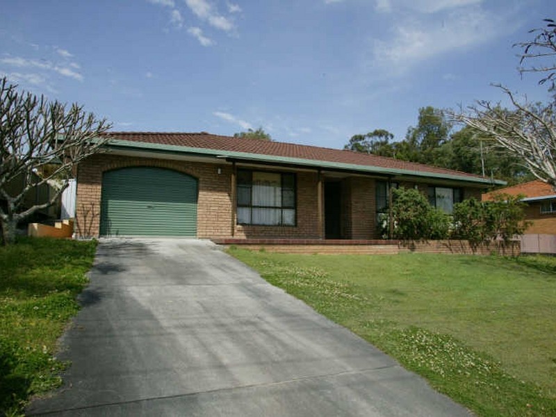 33 Roderick Street, Maclean NSW 2463