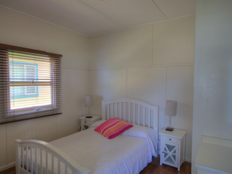 51 Ocean Road, Brooms Head NSW 2463