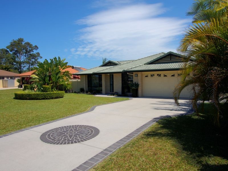 8 Kelly Crescent, Townsend NSW 2463