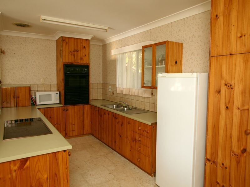 Two/21a Poinsettia Crescent, Brooms Head NSW 2463