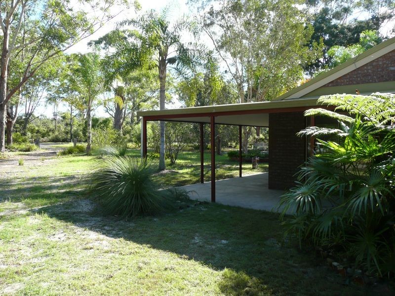 993 Brooms Head Road, Taloumbi NSW 2463