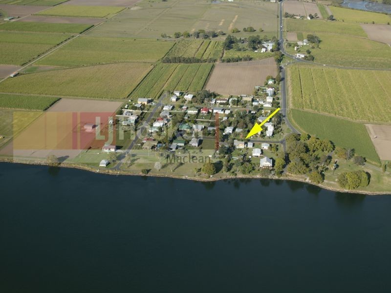 1 Carrington Street, Palmers Island NSW 2463