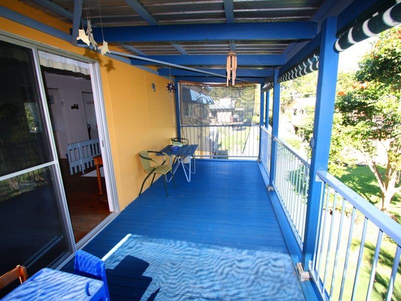 1 Carrington Street, Palmers Island NSW 2463