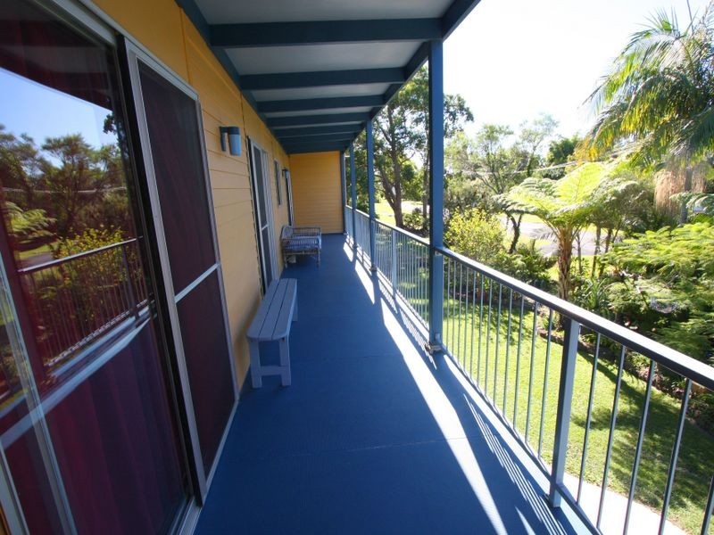 1 Carrington Street, Palmers Island NSW 2463