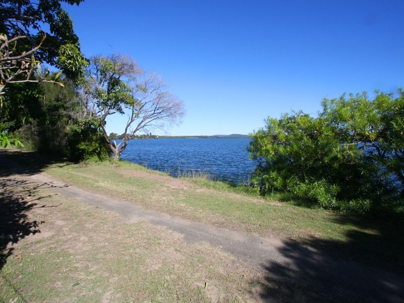 1 Carrington Street, Palmers Island NSW 2463