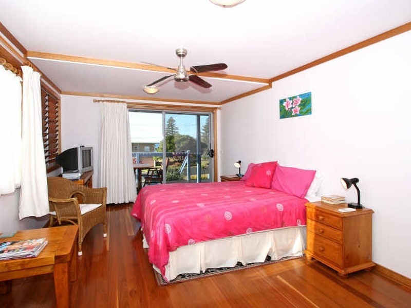 126 Ocean Road, Brooms Head NSW 2463