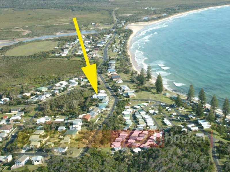 126 Ocean Road, Brooms Head NSW 2463