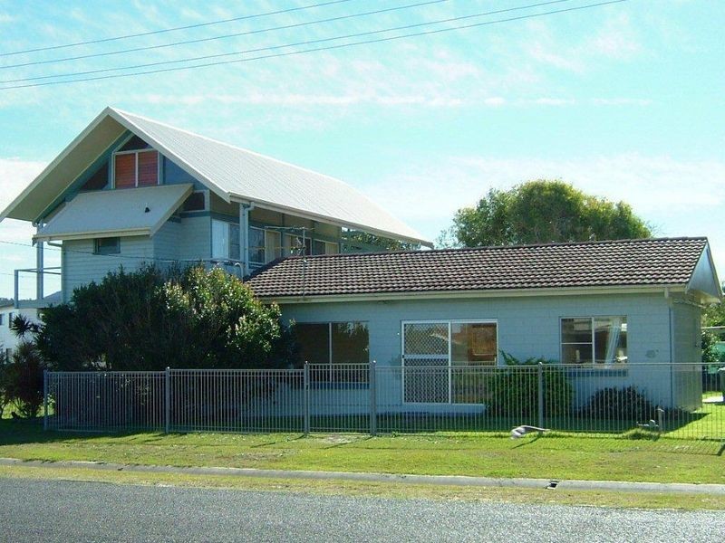 4 Boronia Street, Brooms Head NSW 2463