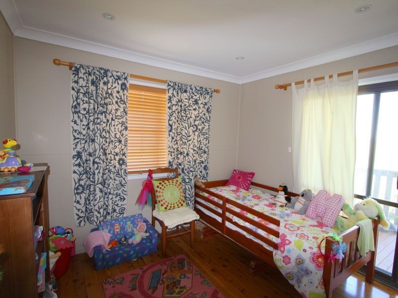 13 Yamba Street, Palmers Island NSW 2463