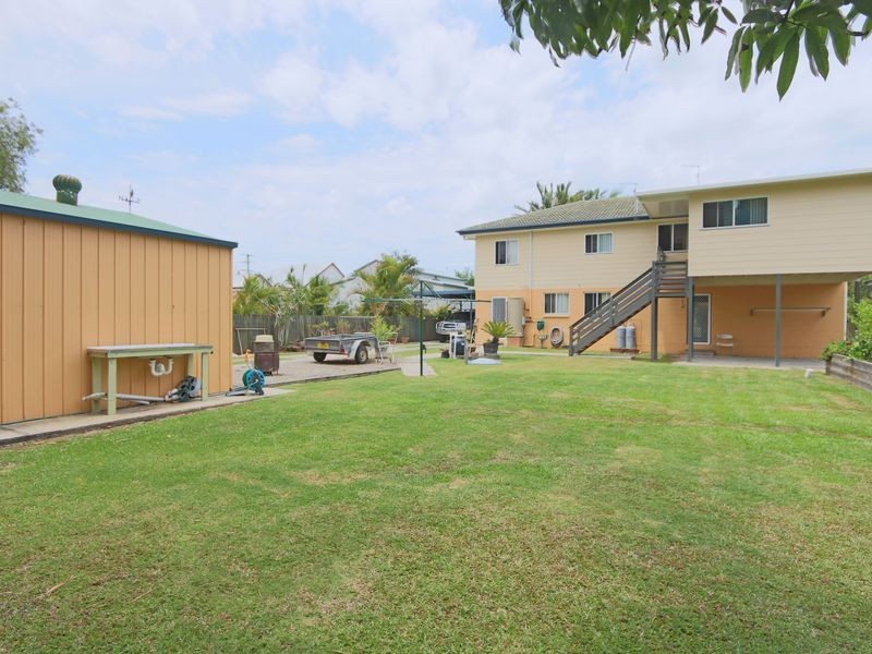 11 Dalley Street, Palmers Island NSW 2463
