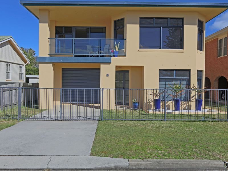 68 Ocean Road, Brooms Head NSW 2463