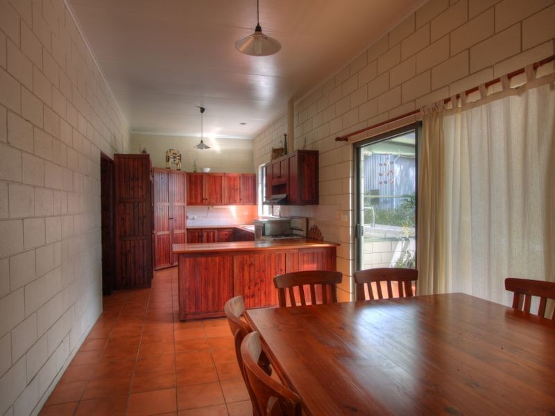 1027 Brooms Head Road, Taloumbi NSW 2463