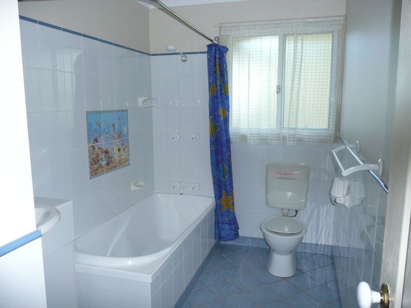 10 Carrington Street, Palmers Island NSW 2463